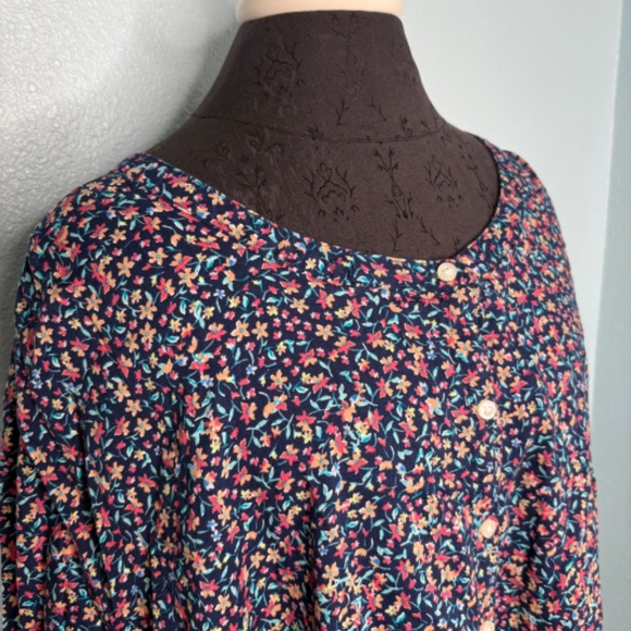 St John's Bay Plus Size Floral Blouse - Picture 4 of 11